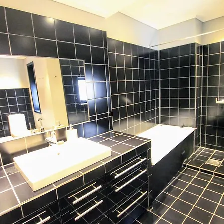 Modern_dark_apartment * Bergen